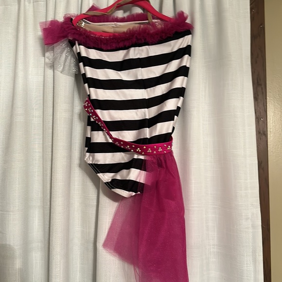 Custom iconic swim Barbie costume - Picture 2 of 6